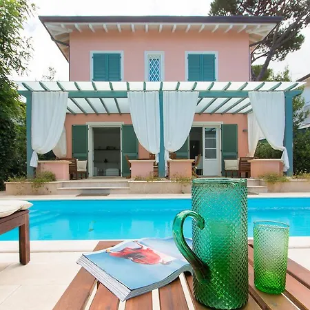 Il Rifugio Marina di Pietrasanta