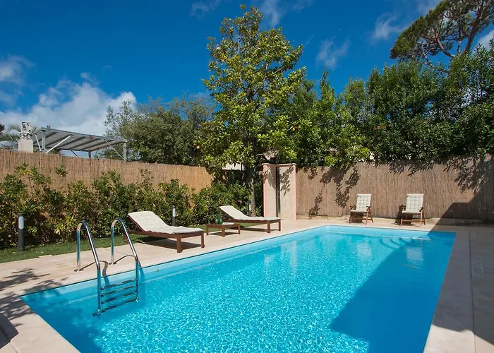 Il Rifugio Марина-ді-П'єтразанта